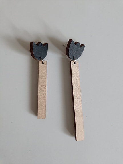 Puiset korvakorut suomalainen design