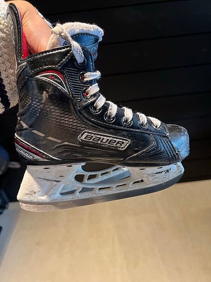 Bauer lasten jääkiekkoluistimet koko 33