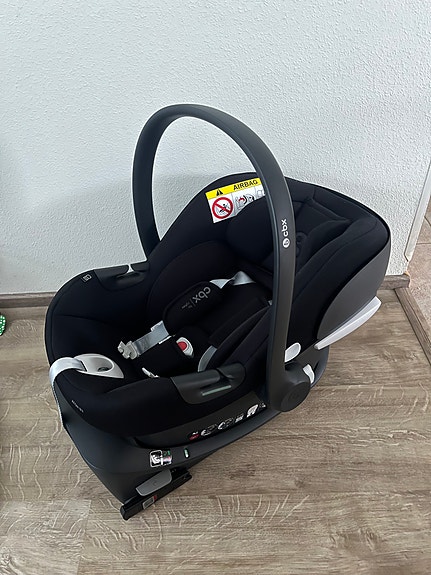 Cybex Aton B2 turvakaukalo