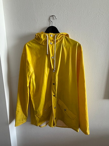 Keltainen Rains sadetakki (koko S/M)