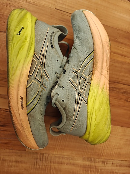 Asics Gel Nimbus 26, EU 42.5