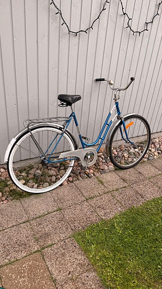 Retropyörä 28” jalkajarrulla ja lukko
