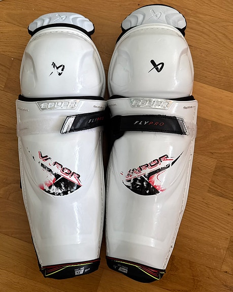 Bauer Vapor Fly Pro polvisuojat