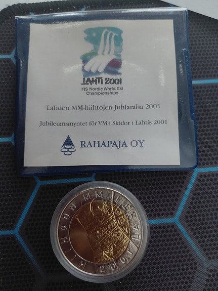 Suomen 25 markan juhlaraha vuodelta 2001