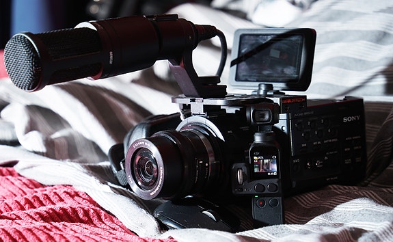 Sony FS100 HD videokamera ja DJI 4K gimbaalikamera