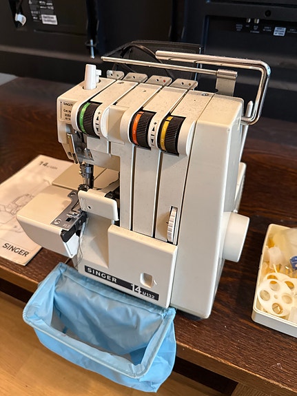 Singer 14U132 saumuri