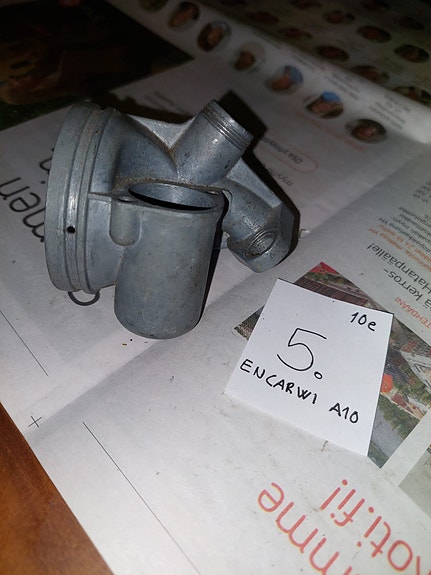 Encarwi A10 kaasutin