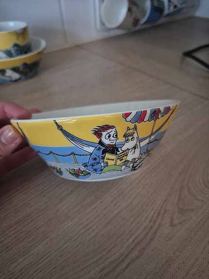 Muumikulho Niiskuneiti ja runoilija
