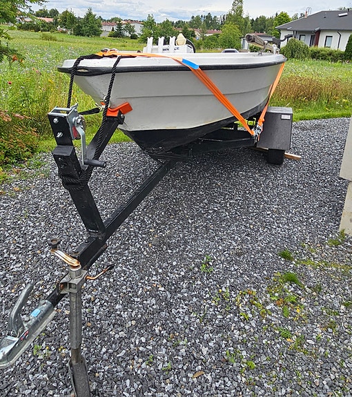 Timola vene, 20 hp Tohatsu 4-tahti ja traileri
