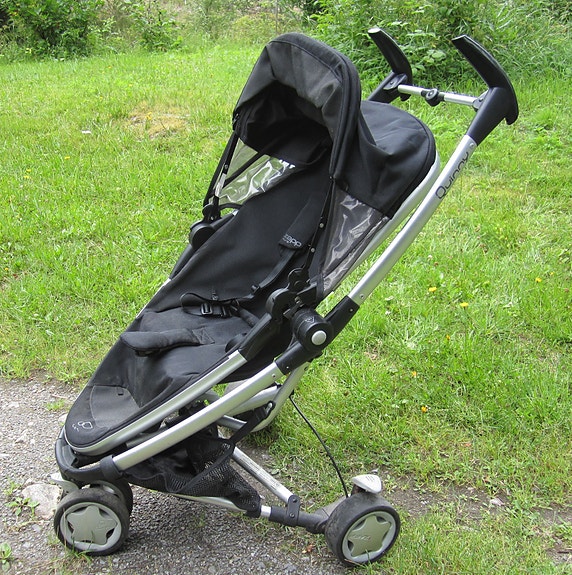 Quinny, lasten matkarattaat (väri musta)