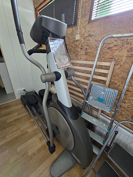 Matrix Fitness Systems elliptical trainer