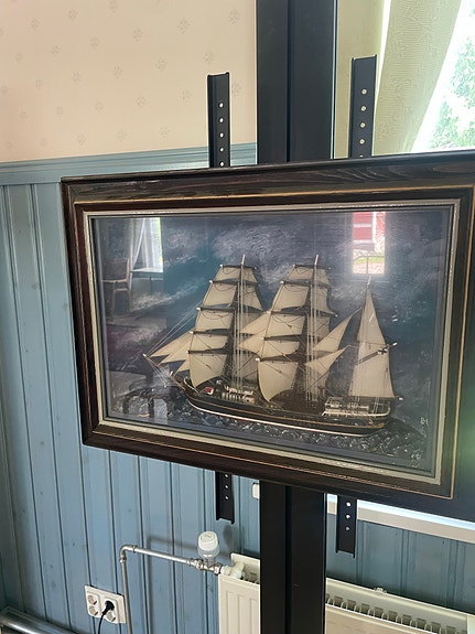 Purjelaiva taulussa