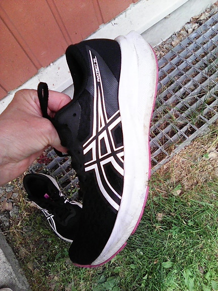 Asics lenkkarit