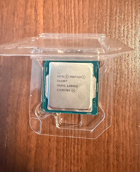 Intel Pentium G4400 prosessori