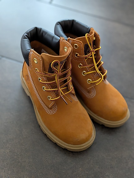 Uudet Timberland lasten kengät koko 31