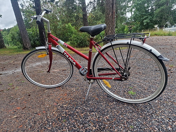 Polkupyörä Titania city