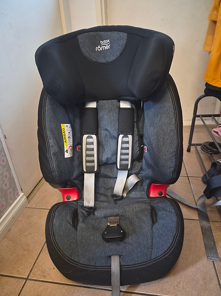 Britax Römer Multi-Tech III turvaistuin 25 kg harmaa/farkku