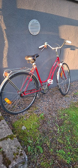 Naisten Nopsa 28" polkupyörä