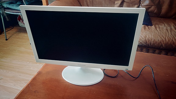 Samsung SyncMaster T24B300 24" näyttö valkoinen