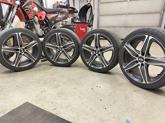 18" alumiinivanteet