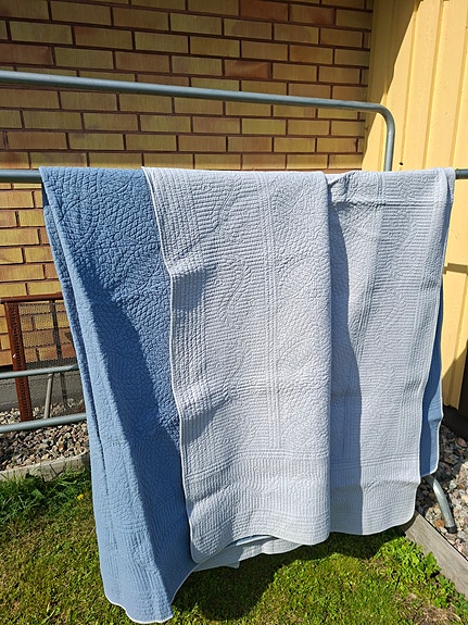 Parisängyn päiväpeitto
