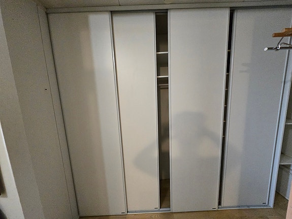 valkoiset liukuovet