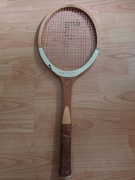 tennismaila