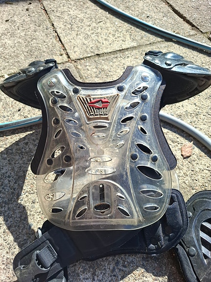 Thor lasten rintapanssari motocross / enduro