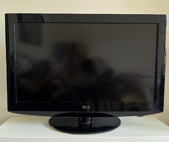 LG Flat Screen TV 32LH2000-ZA