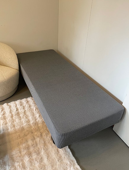Runkopatjasänky 80X200 cm
Sijauspatjan saa mukaan