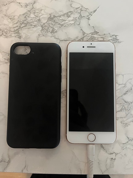 Apple iPhone 64 GB älypuhelin