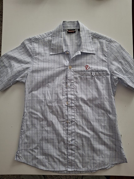 Fjäll Räven kauluspaita. XS.