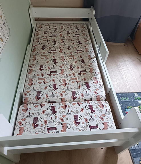 Unipuu jatkettava lastensänky