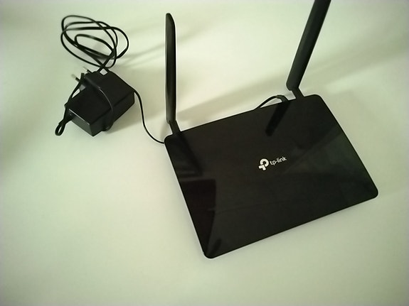 TP-Link Archer MR600 – Tehokas 4G+ Cat6 AC1200 Dual Band -reititin