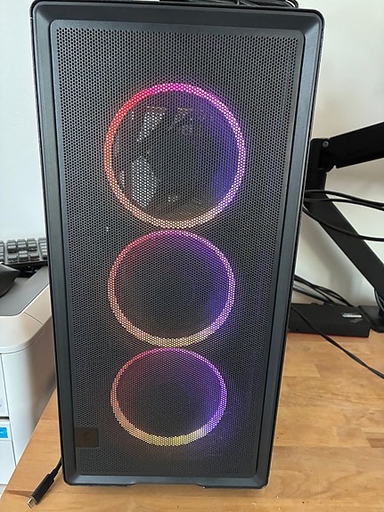 Gigantti Build 451, RTX 5070 Ti, 2TB NVMe SSD, 850W, Z890, Intel 265KF ym.