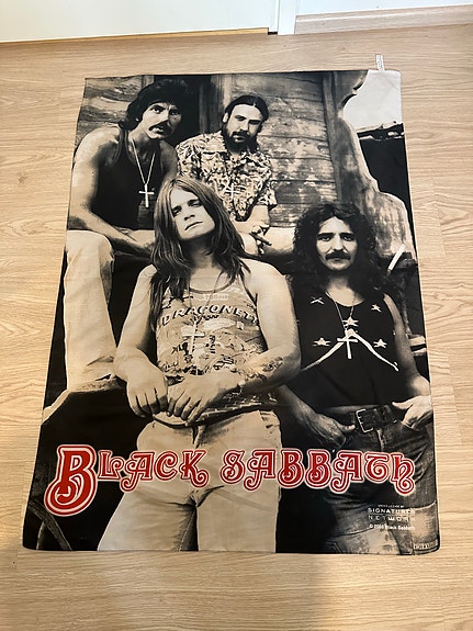 Black Sabbath kangasjuliste