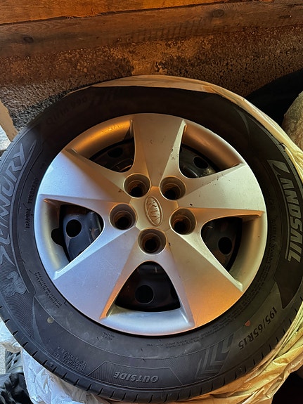 Kia Ceed kesärenkaat 195/65 R15