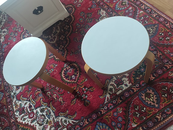 Artek Alvar Aalto jakkara koivu valkoinen