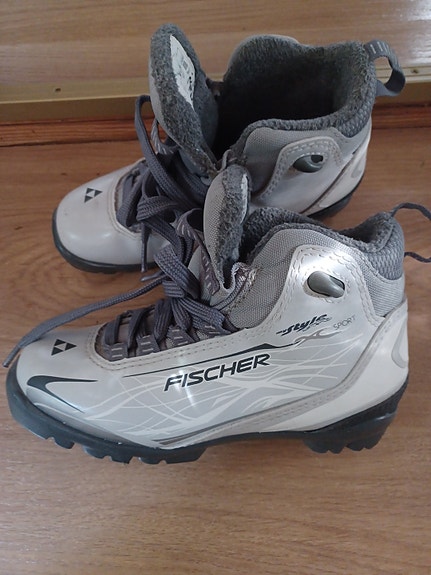 Fischer hiihto monot