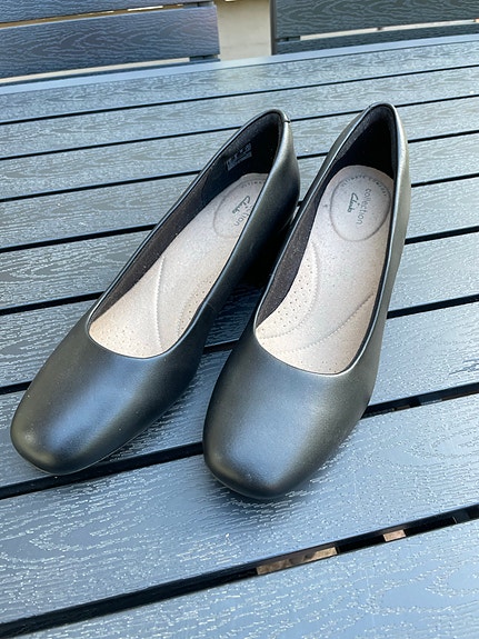 Clarks mustat avokkaat