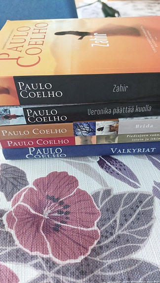 Paulo Coelho kirjoja