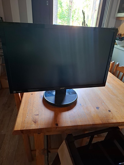 Acer näyttö