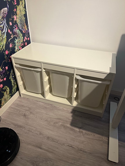 Ikea kaappi