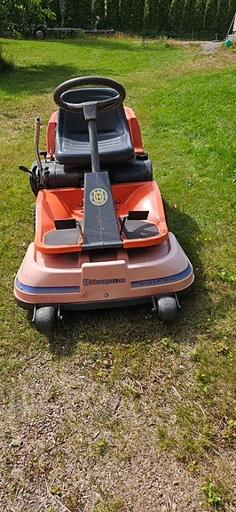 Husqvarna rider 850  ajoleikkuri