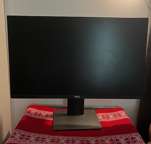 DELL ”24” Tietokoneen Näyttö