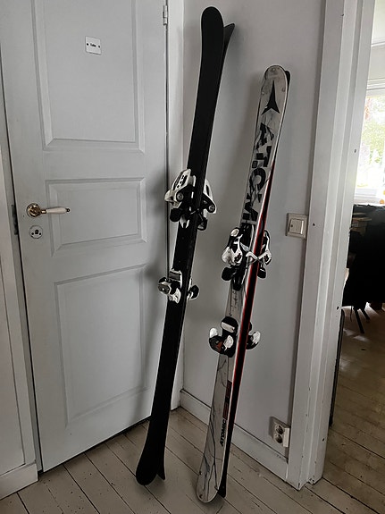 Laskettelusukset x 2