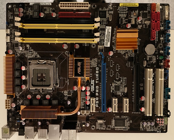Asus P5Q Pro Turbo emolevy LGA775