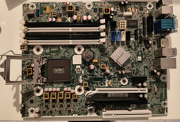HP Foxconn emolevy LGA115x