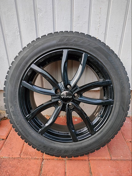 Kitkarengassetti Hankook Winter i*cept X 225/55 R18