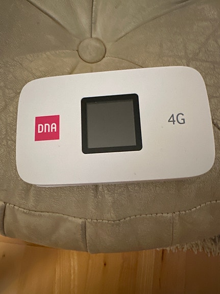 DNA ZTE MF971RS2 4G matkareititin / mokkula